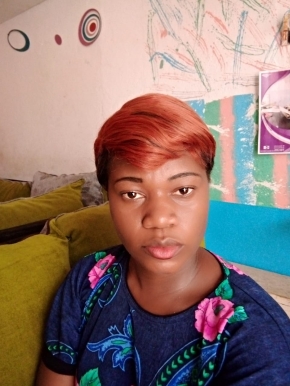 Caroline NKANA TANG.